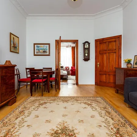 Apartament Red